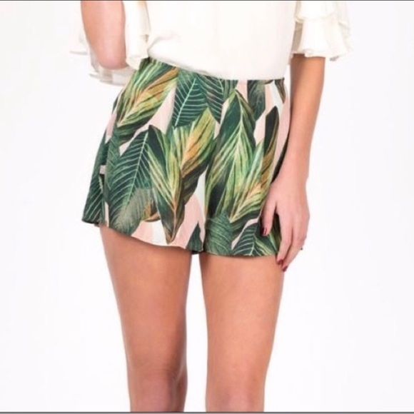 Show Me Your MuMu Pants - Show Me Your Mumu Shorts Sawyer Peachy Palm